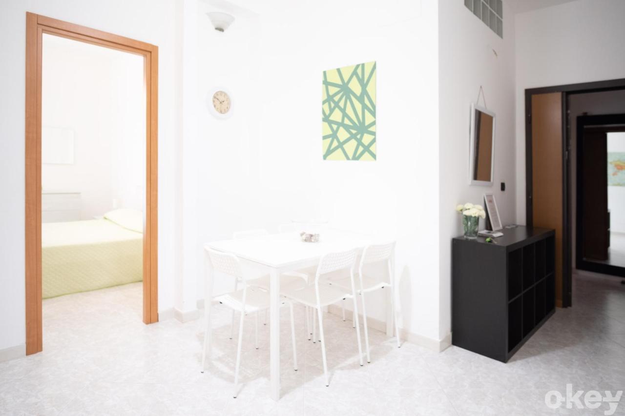 Cozy Apartments De Gasperi Бари Экстерьер фото